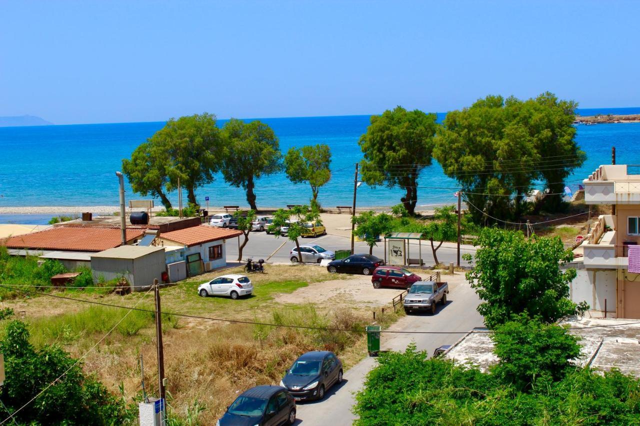 Beachfront Lux Apartments & Gym 4 Chania  Exteriör bild